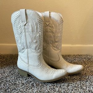 Gaucho Women’s Boots
